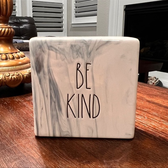 Rae Dunn BE KIND Desk Plaque Sign - Picture 2 of 12